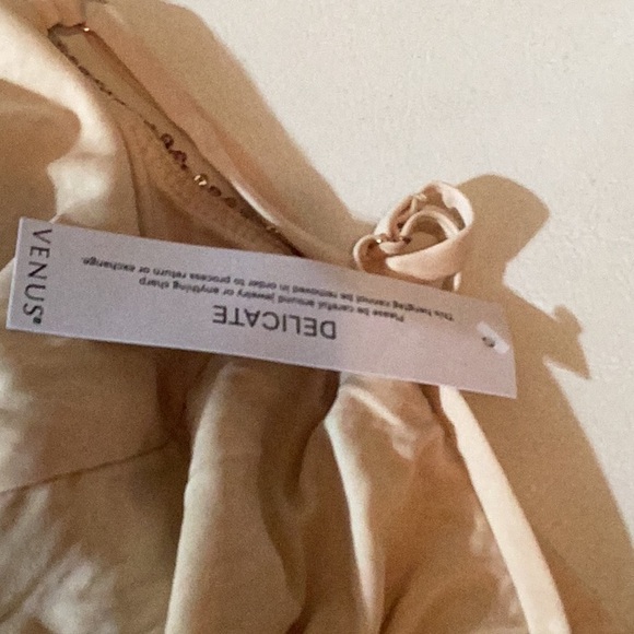 Venus Sequin Blouse - Picture 4 of 4